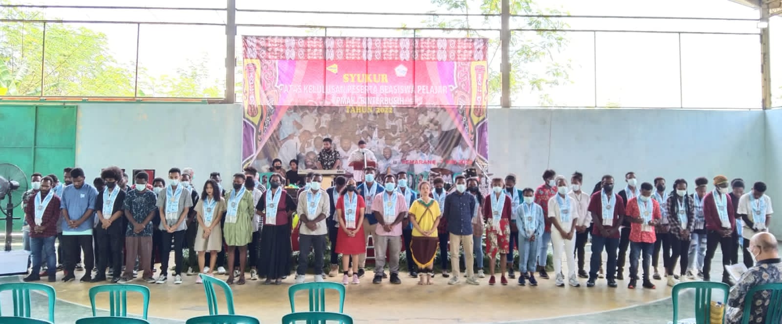 100% dinyatakan Lulus. 63 siswa pelajar SMA/SMK binaan Binterbushi Semarang.