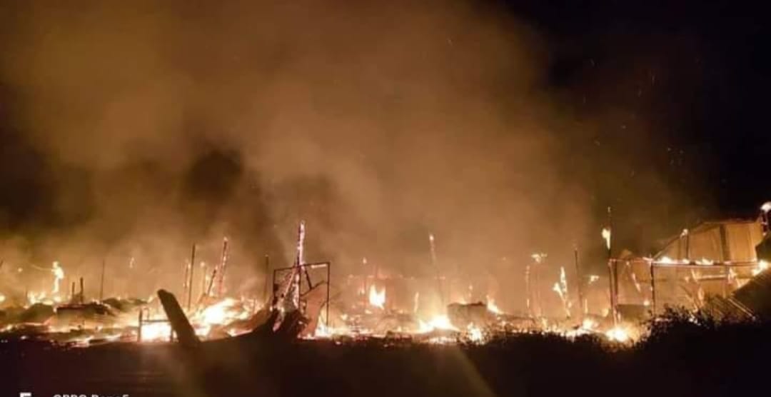 Sejumlah Kios yang terbakar di Kabupaten Dogiyai