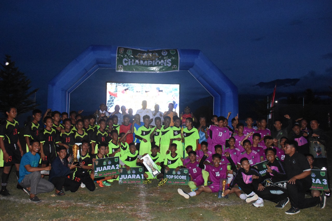 Foto Bersama usai Kompetisi Liga Santri Piala Kasad 2022