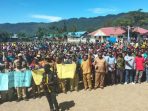 Ribuan Massa Demo Tuntut Presiden Jokowi Tinjau Ulang Pegunungan Bintang Masuk Provinsi Papua Pegunungan