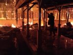 Kantor Sekretariat DPRD Kabupaten Dogiyai Terbakar