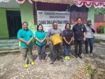 John NR Gobai Apresiasi Dishut Lingkungan Hidup Papua dan CDK Mimika Kelola Mangrove di Kampung Pigapu