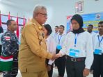 29 Calon Prajurit TNI AL dari Mimika Dilepas, Pesan Menyentuh “Pergi Pakaian Hitam Putih, Pulang Seragam Loreng”