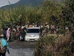 Seorang Pria Ditemukan Tak Bernyawa Dalam Mobil di Kali Edege Dogiyai
