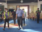 Dokter Spesialis Jantung dan Saraf Asal Singapura Tiba di Jayapura Rawat Gubernur Lukas Enembe
