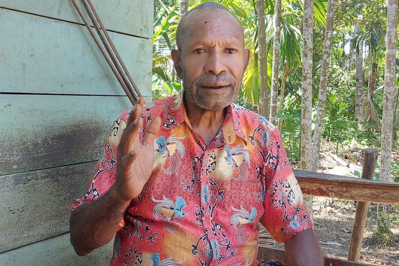 Ketua Adat Sekanto dari Keerom Papua Didimus Werare