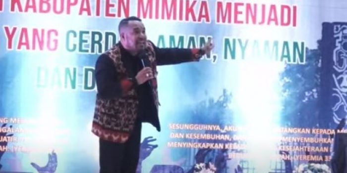 Gelar KKR Jelang HUT ke-26, Pendeta Mell Atock: Saya Bersyukur Pemda Mimika Sudah Menomorsatukan Tuhan