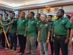 Ketua DPP Kosgoro Lantik DPD Mimika, Plt. Bupati Ingatkan Pemuda Jangan Terpecah Belah