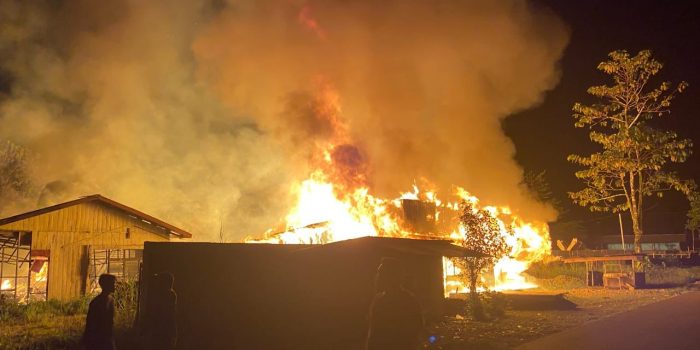 Tiga Unit Bangunan di Yahukimo Hangus Dilalap Api, Polisi Usut Penyebab Kebakaran