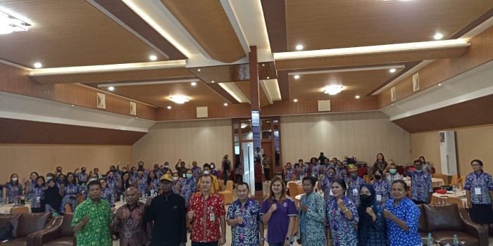 Yuliarta Mararu Resmi Pimpin Ikatan Ahli Kesehatan Masyarakat Indonesia Kabupaten Mimika