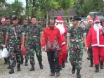 Jelang Natal Denkav 3/SC Berbagi Kasih Bersama Masyarakat Kampung Jayanti