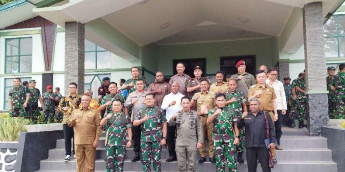 Ketua Majelis Rakyat Papua Barat Apresiasi Panglima TNI-Kapolri