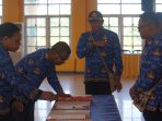 Penjabat Bupati Serahkan DPA Kepada OPD dan SK P3K Formasi Guru Kabupaten Mappi