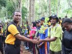 Valentine Day, Polres Jayapura Tanam 500 Pohon di Cagar Alam Cycloop
