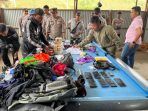 Dikirim dari Wamena, Delapan HT Milik Simpatisan KKB Papua Disita Polisi di Lanny Jaya