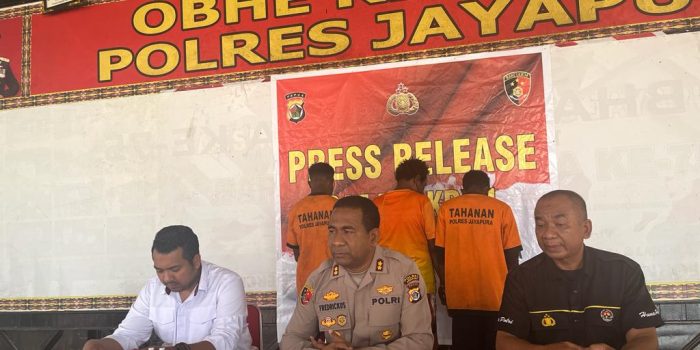 Polres Jayapura Tangkap 4 Pelaku Penganiayaan Sopir Truk di Distrik Airu, Seorang Korban Belum Ditemukan