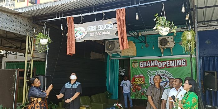 Rumah Kopi Amuro Binaan Distanbun Mimika Resmi Dibuka, Lahan Kopi Seluas 201,5 Hektare
