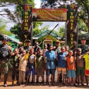 Cegah Stunting di Perbatasan Papua, Satgas Pamtas RI-PNG Yonif 511/DY Terapkan Program Anak Asuh Pos