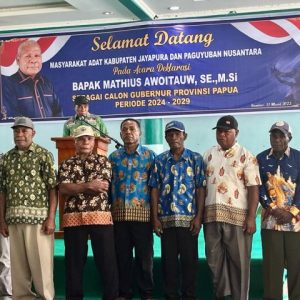 Dewan Adat dan Paguyuban Nusantara Deklarasikan Mathius Awoitauw Sebagai Calon Gubernur Papua
