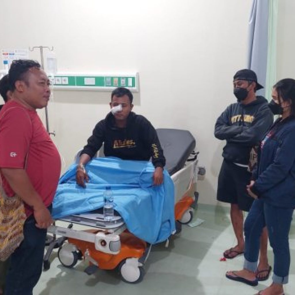 Pacaran Tengah Malam di Pagar Kuning Bandara Timika, Suprianto Ditebas Parang, Pacarnya Nyaris Diperkosa