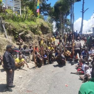 Gerombolan KKB Serang Aparat TNI, Polri Dengan 2 Senjata Laras Panjang di Intan Jaya Papua, Warga Angkat Panah