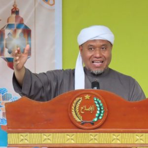 KH. Thoha Yusuf Ajak Pengurus dan Keluarga Besar Yayasan Al-Ishlah Bondowoso Cabang Timika Jadi Pribadi yang Pemaaf