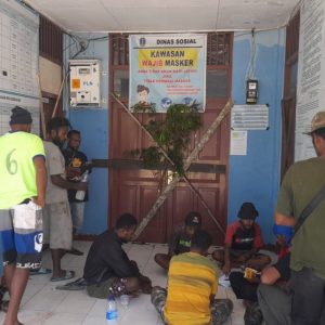 Tidak Lolos CPNS, Massa Pemilik Hak Ulayat Palang Kantor Dinas Sosial dan Dinas Tenaga Kerja Kabupaten Jayapura