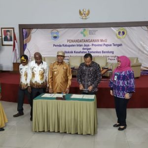 Didik Putra Daerah Dibidang Kesehatan, Pemda Intan Jaya Jalin Kerjasama Dengan Dua Perguruan Tinggi di Bandung