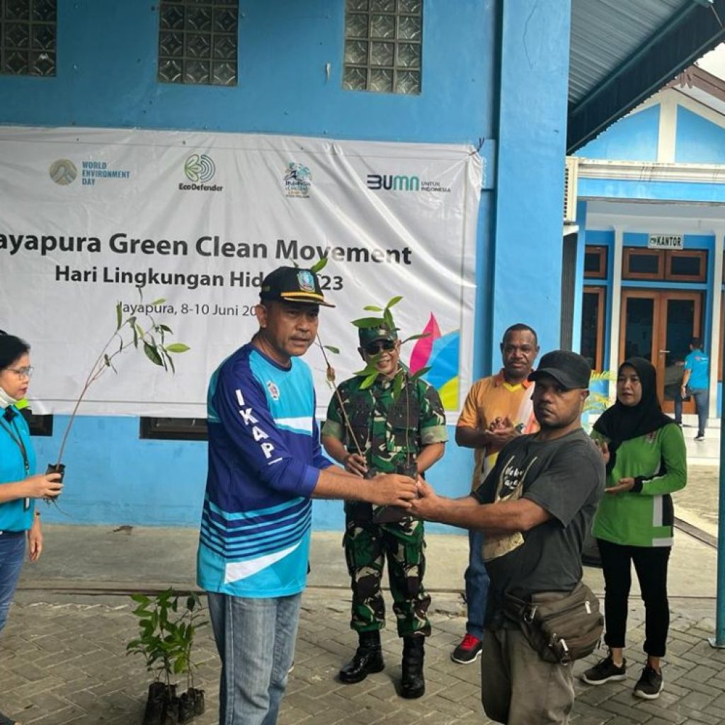 Peringatan Hari Lingkungan Hidup, EcoDefender Jayapura Tanam Bibit Pohon di Kawasan Cagar Alam Cycloop