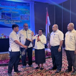 45 Pelaku Usaha Pariwisata di Kabupaten Jayapura Dilatih Tingkatkan Desa Wisata