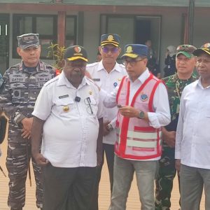 Jelang Kedatangan Presiden Jokowi, Menhub Tinjau Kesiapan Peresmian Bandara Ewer Asmat