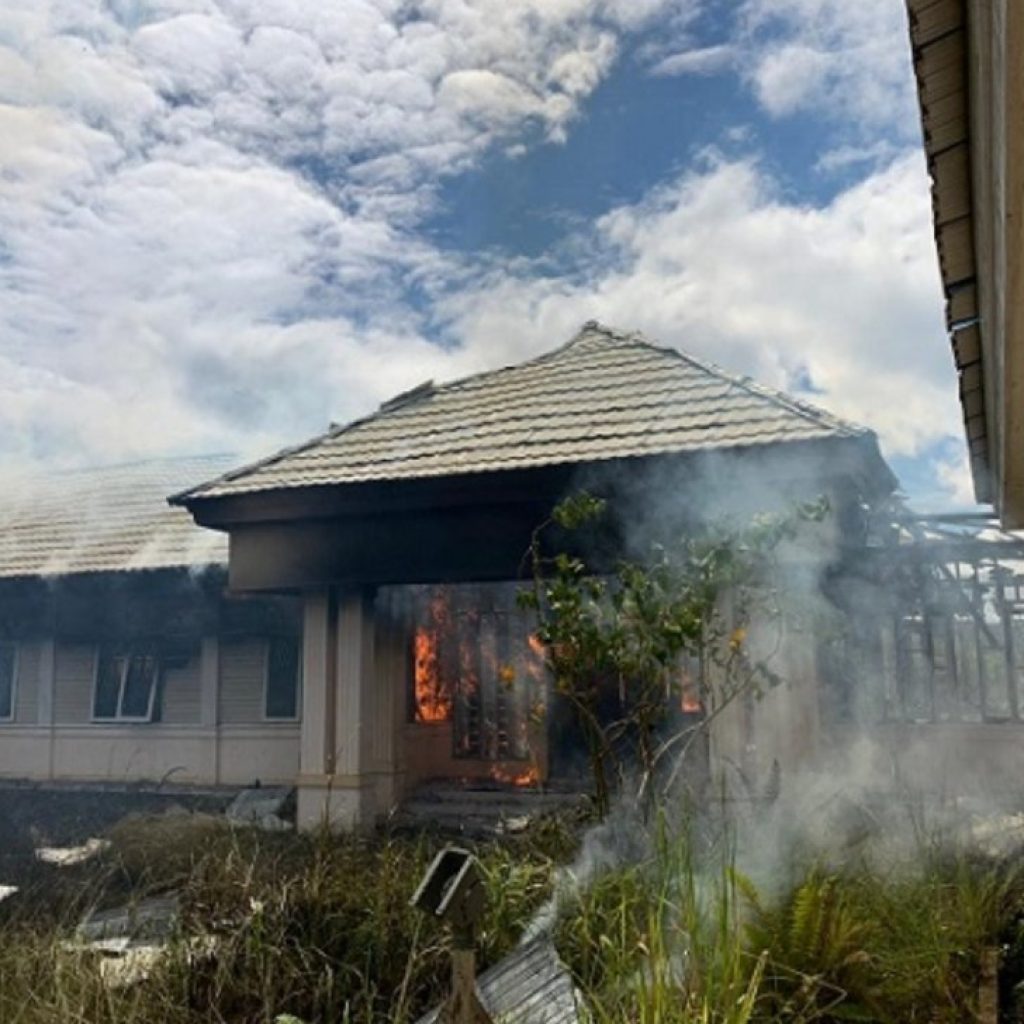 Dua Kebakaran Terjadi di Dogiyai, Hanguskan 2 Bangunan Bekas Perkantoran dan 8 Rumah Warga