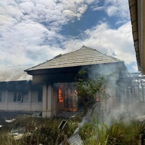 Dua Kebakaran Terjadi di Dogiyai, Hanguskan 2 Bangunan Bekas Perkantoran dan 8 Rumah Warga