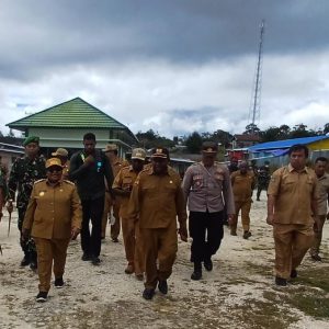 Berkantor di 8 Kabupaten, Penjabat Gubernur Papua Tengah Minta Kepala Daerah Turunkan Kemiskinan Ekstrem