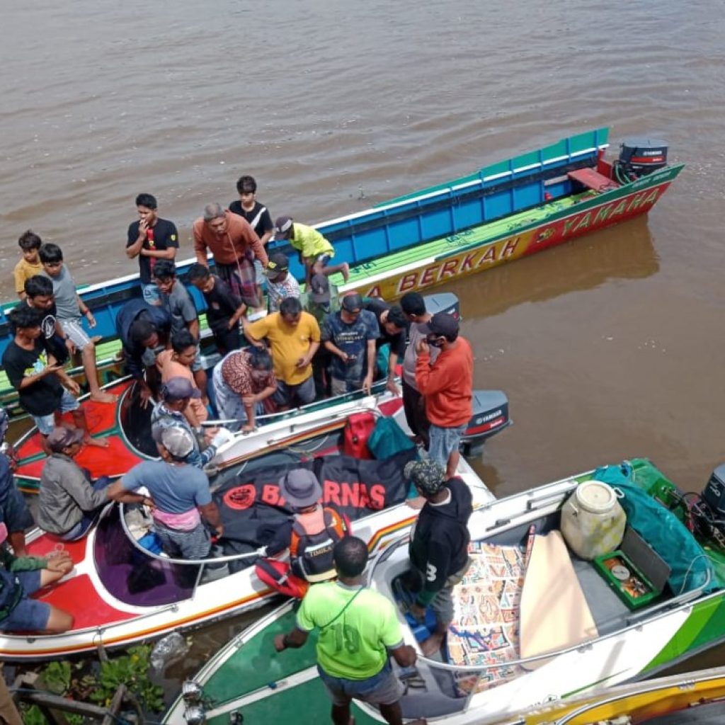 Amirudin yang Jatuh Saat Memindahkan Tepung di Kali Siret Asmat Ditemukan Meninggal