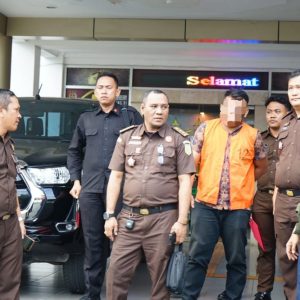 Gelapkan Dana Nasabah, Pegawai Bank BUMN Ditahan Kejari Jayapura