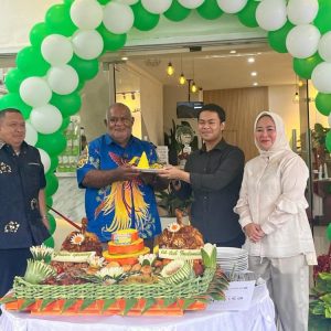 Es Teh Indonesia Jayapura Serap Puluhan Tenaga Kerja dan Bantu Peningkatan PAD