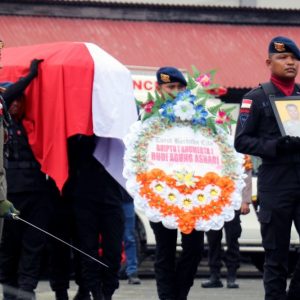 Jenazah Brigadir Anumerta Rudi Agung Diberangkatkan ke Manado