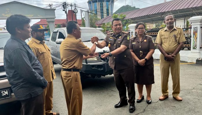10 Unit Mobil Milik Pemkab Mambramo Raya Berhasil Disita Kejari Jayapura dari Mantan ASN