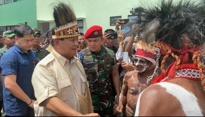 Untuk Warga Kamoro Mimika, Menhan Prabowo Subianto Gelontor Sumbangan Rp 5 Miliar