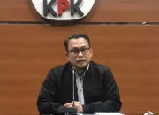 Penjabat Bupati Sorong dan 4 Pejabat Ditangkap KPK