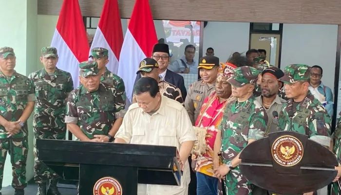 Menhan Prabowo Subianto Sampaikan Terima Kasih Untuk Suku Kamoro Mimika