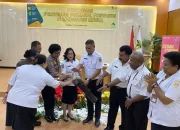 Buka Pertemuan Pembinaan Pokjanal di Kabupaten Mimika, Hendriete Ingatkan Pentingnya Peran Posyandu
