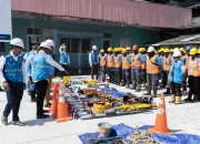 Pengecekan peralatan dan personel siaga kelistrikan oleh jajaran manajemen PT PLN (Persero) Unit Induk Wilayah Papua dan Papua Barat