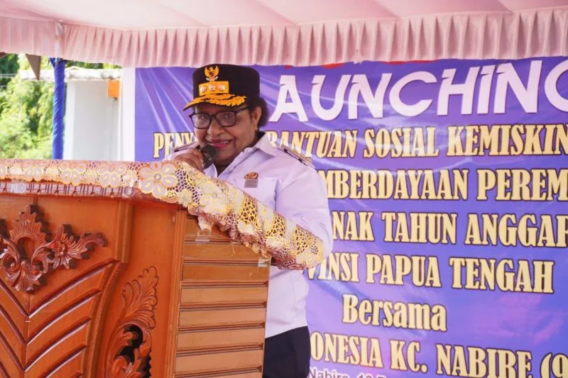 Penjabat Gubernur Papua Tengah Ribka Haluk 2