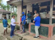 Dua Calon Anggota DPR, Bara Hasibuan dan Bertha Ibo Blusukan di Pasar Sentral Timika dan Kampung Nawaripi