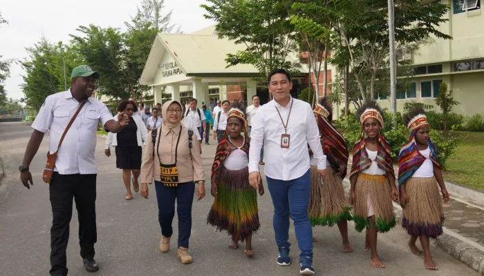 Investasi Sosial PTFI, Menyemai Mimpi Siswa Sekolah Asrama Taruna Papua