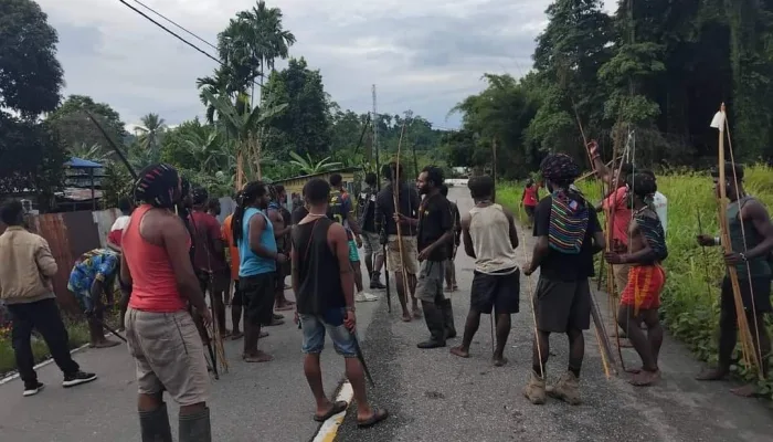 Konflik Warga Suku Mee dan Moni di Nabire Mereda, Pemprov Papua Tengah Biayai Pengobatan Korban