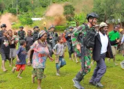 Bebas dari Gangguan OPM, Masyarakat Distrik Homeyo, Intan Jaya Kembali dari Pengungsian