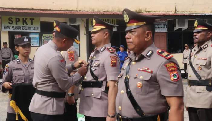 Kabag SDM dan Tiga Kapolsek Dilingkup Polresta Jayapura Diganti